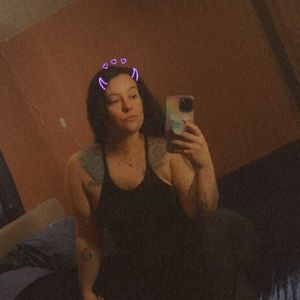 Meet your Posher, Courtney